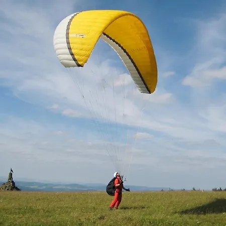 Rhoenhotel Alte Muehle מלון Ebersburg